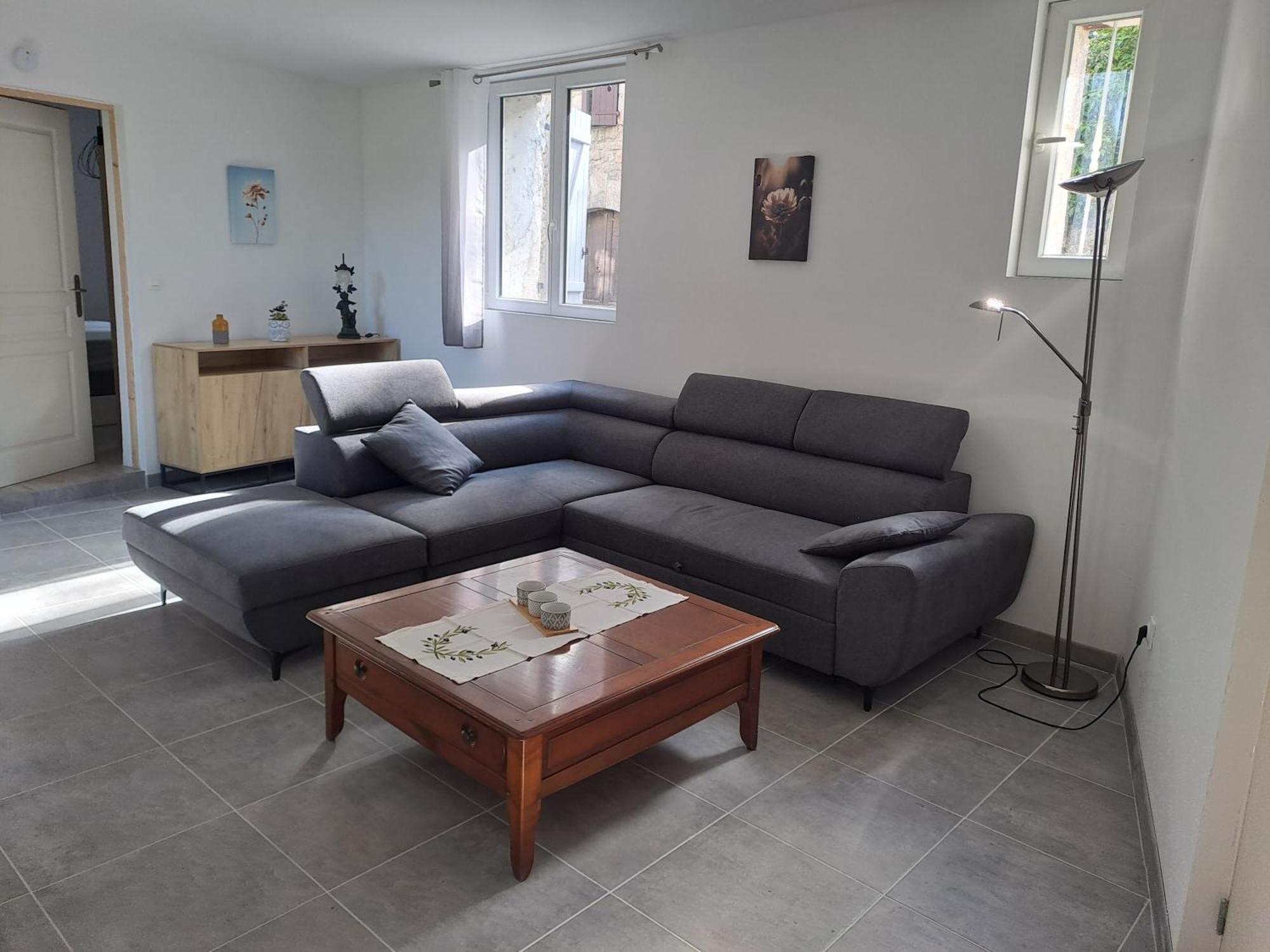 T2 Apartment Concoules